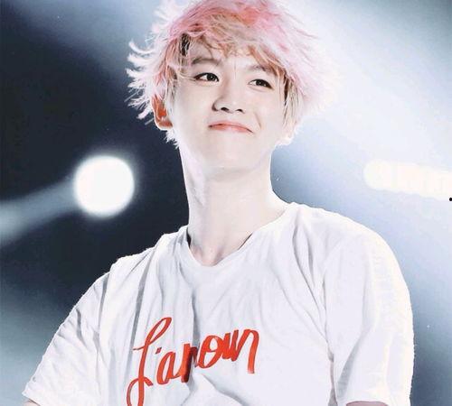 边伯贤爆料视频大全最新,揭秘明星幕后生活点滴